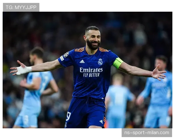 本泽马与哈兰德锋线转换率差异在大赛中形成偏向反击结构