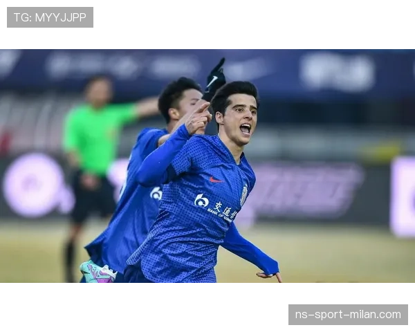 中超乱局：上海申花战术摇摆与阵容瓶颈背后的争冠危机！